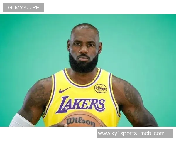 媒体人分析卢卡里夫斯崛起湖人战术将向新星转型不再依赖詹姆斯 媒体人分析卢卡里夫斯崛起湖人战术将向新星转型不再依赖詹姆斯