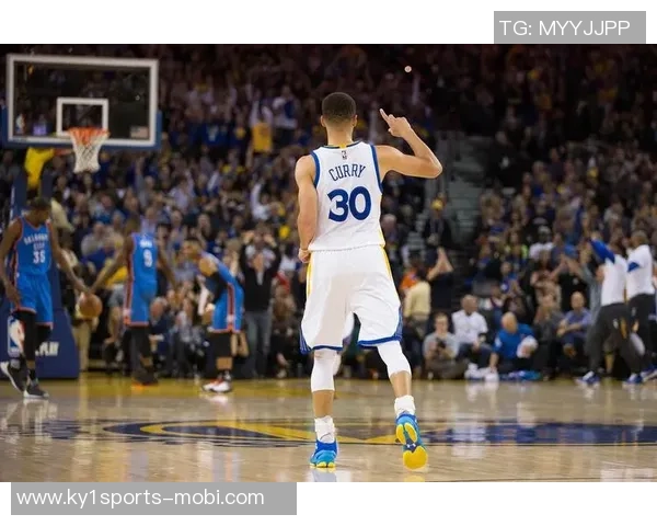 路威建议库里转型为雷阿伦式定点射手迎接职业生涯新阶段 路威建议库里转型为雷阿伦式定点射手迎接职业生涯新阶段